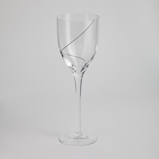 Kosta Boda - Rödvinsglas "Line" 11 st