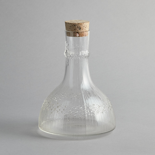Iittala - SÅLD "Niva" Glaskaraff med kork-lock